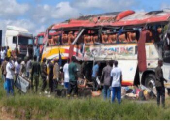 17 Seriously Injured as Bus Carrying Kisumu Mourners Crashes on Nakuru-Eldoret Highway